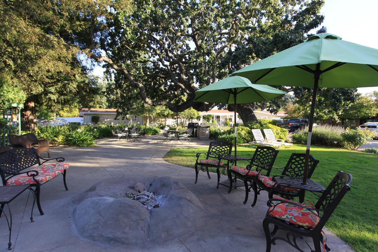 Meadowlark Inn Solvang Eksteriør bilde